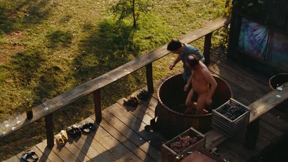 Náhled Tohle je ráj(2012) - CZ Dabing.avi (4)