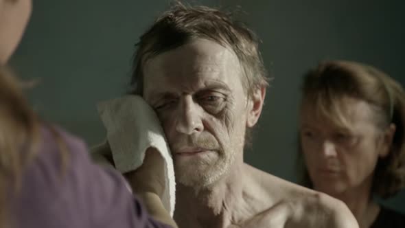 Náhled Jako.Nikdy.2013.DVDRip.XviD.CZ-TreZzoR.avi (9)