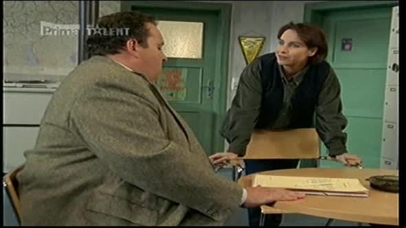 Náhled Big Ben - S01x11 Hledá se tělo (Leiche dringend gesucht) - CZ.avi (10)