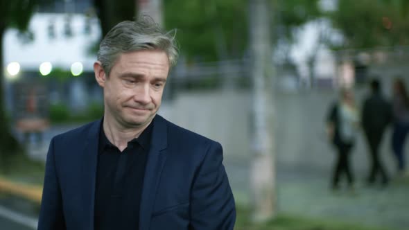 Náhled StartUp.2016.S01E02.1080p.WEB.X264-DEFLATE.mkv (5)
