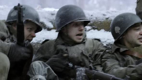 Náhled Bratrstvo_neohrozenych_06_DVDRip_CZ.avi (5)