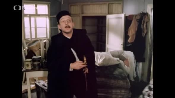 Náhled Vlak-detstvi-a-nadeje---2.Maly-muz-a-velka-zena-1985.avi (9)