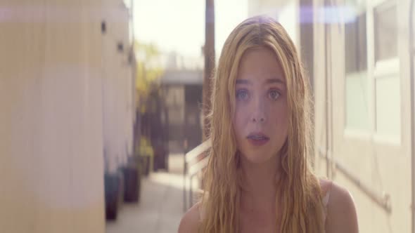 Náhled Neon Demon 2016 (720p) / CZ.Titulky.mkv (4)