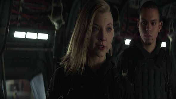 Náhled The-Hunger-Games-Mockingjay-part-1-2014-BRrip-CZ.avi (4)