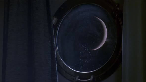 Náhled Horky-Mesic-Bitter-Moon-1080p-x264-AC3-Cz-dab-1992.mkv (8)