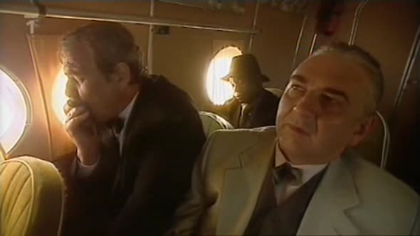 Náhled Bankrotáři (2003).avi (1)