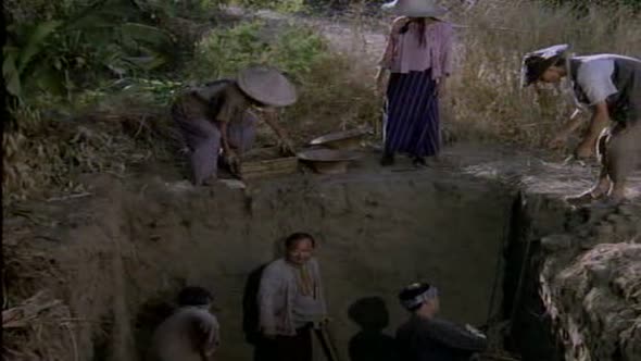 Náhled MacGyver.S01E02.DVDRip.XviD.CZ.avi (9)