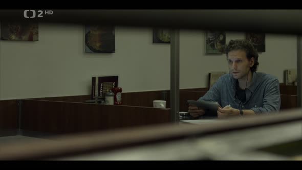 Náhled Dum z karet S02E03.Lovok.DVB-T.x264.mp4 (4)