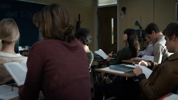 Náhled Stranger.Things.S01E04.mkv (5)