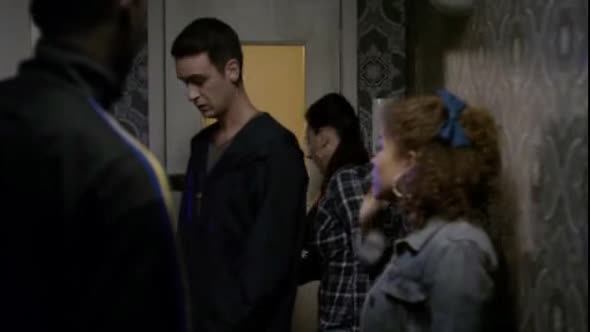 Náhled Zmetci-(Misfits)-s03e03.avi (8)