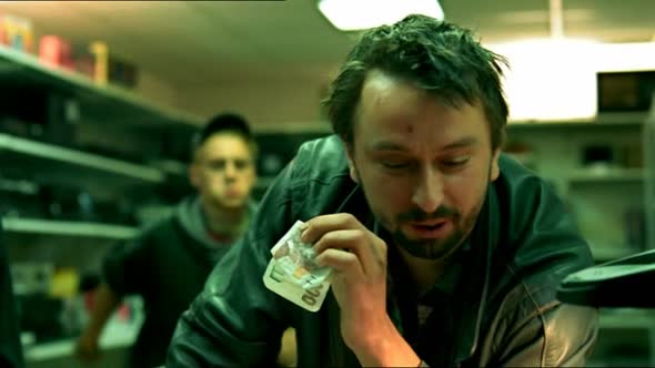 Náhled Horem-padem-2004-DVDrip-CZ.avi (1)