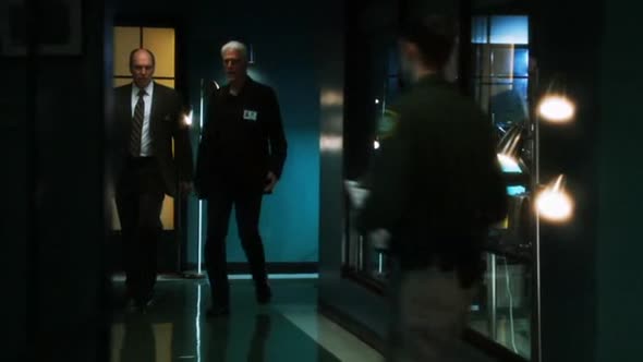 Náhled Kriminalka Las Vegas 13x14 Exile DVDRip.CZdab.avi (9)