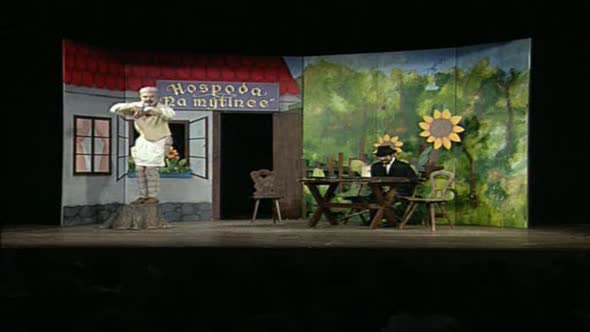 Náhled 03 Hospoda Na mýtince (1969).avi (6)