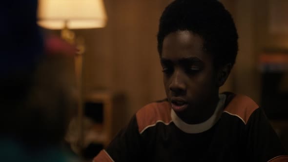 Náhled Stranger.Things.S01E05.WEBRip.x264-Nicole.mkv (1)