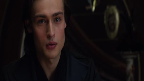 Náhled Jupiter vychází (2015 Sci-Fi Akční Dobrodružný).avi (7)