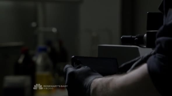 Náhled The.Blacklist.S01E21.HDTV.x264-LOL.mp4 (3)