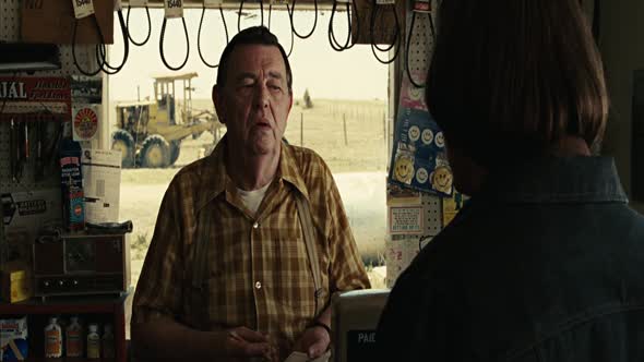Náhled No.Country.For.Old.Men.2007.1080p.BrRip.x264.YIFY.mp4 (2)