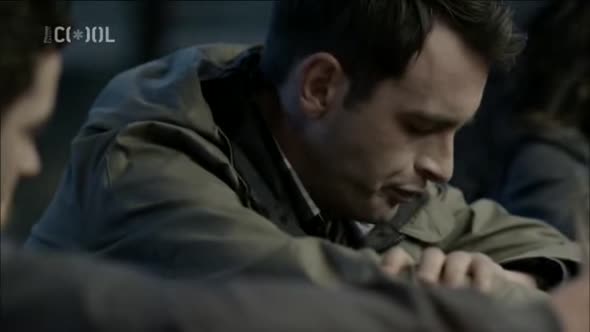 Náhled Zmetci-(Misfits)-s04e02 CZ.avi (6)
