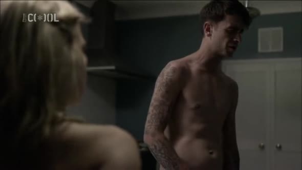 Náhled Zmetci-(Misfits)-s04e02 CZ.avi (7)