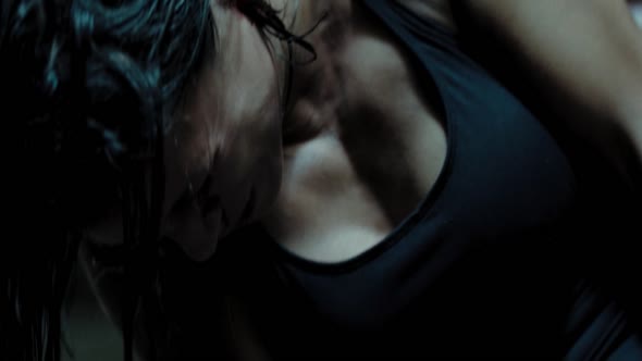 Náhled Soudny-Den-Doomsday-1080p-Bluray-AC3-CZ-dab-2008.mkv (5)