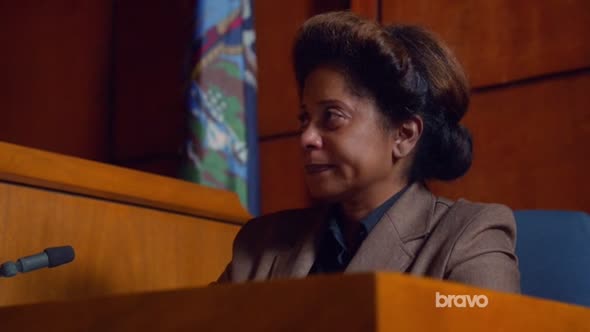Náhled Suits.S05E15.HDTV.x264-Nicole.mp4 (1)
