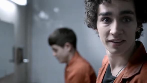 Náhled Zmetci-(Misfits)-s02e06-CZ.avi (1)