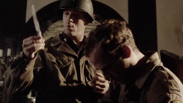 Náhled bratrstvo_neohrozenych_10_dvdrip_cz.avi (2)