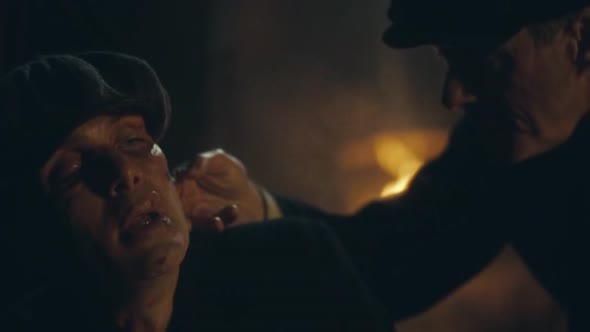 Náhled Gangy z Birminghamu S02E02 - Peaky Blinders - WEBrip CZdabing.avi (1)