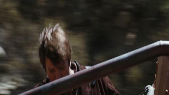 Náhled Serenity 1080p x264 AC3 5.1 Cz dab 2005.mkv (2)