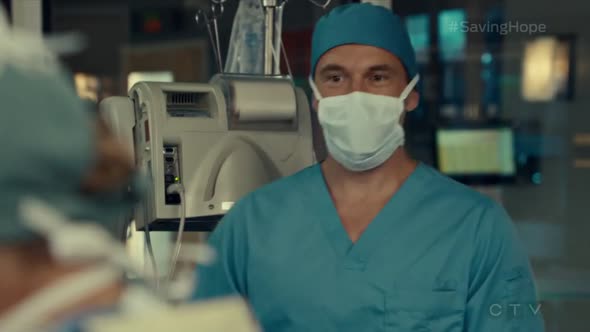 Náhled Saving.Hope.S04E05.HDTV.x264-KILLERS.mp4 (2)