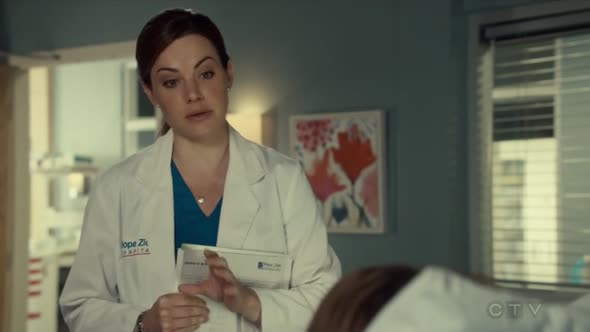Náhled Saving.Hope.S04E05.HDTV.x264-KILLERS.mp4 (3)