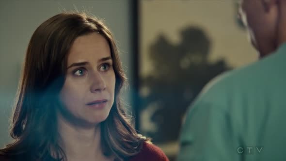Náhled Saving.Hope.S04E05.HDTV.x264-KILLERS.mp4 (8)