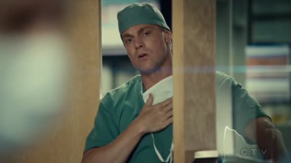Náhled Saving.Hope.S04E05.HDTV.x264-KILLERS.mp4 (9)
