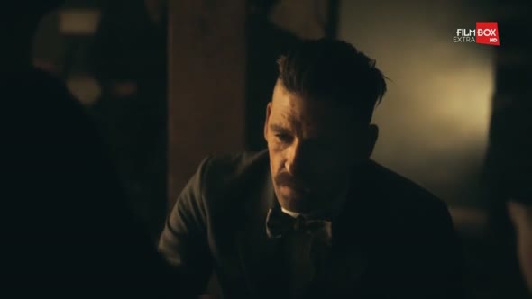 Náhled Peaky Blinders Gangy z Birminghamu S01E05 CZ dabing (720p).mkv (2)