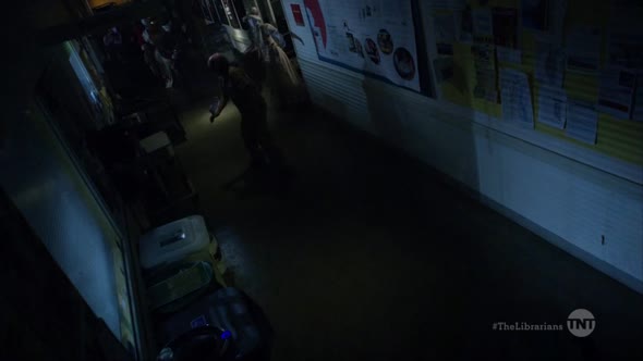Náhled The.Librarians.US.S03E01.HDTV.x264-FLEET.mkv (2)