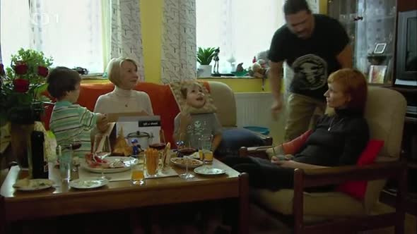 Náhled Nevinné lži E01 CZ.avi (6)