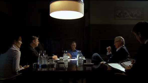 Náhled Zločin (Vražda) S01E06 - Forbrydelsen - DVDrip CZdabing.avi (2)