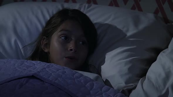 Náhled Machři-2---Grown-Ups-2-(2013)-CZ-dabing.avi (9)