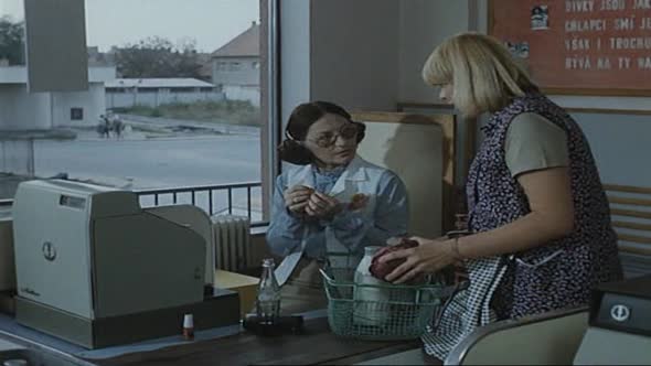 Náhled Mladé víno (1986).avi (6)