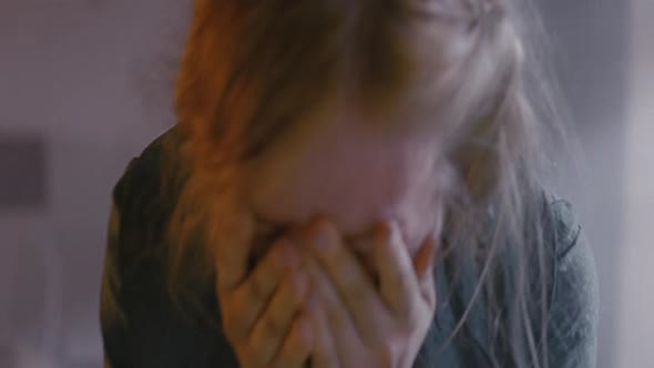 Náhled MĚSTO 44 2014 CZ DABING BLURAY.avi (5)