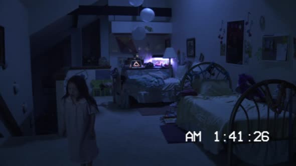 Náhled Paranormal Activity 3.avi (9)
