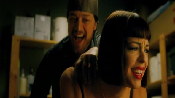 Náhled Svinak.Filth.2013.BDRip.XviD.AC3-RARBG.pDNA.avi (5)
