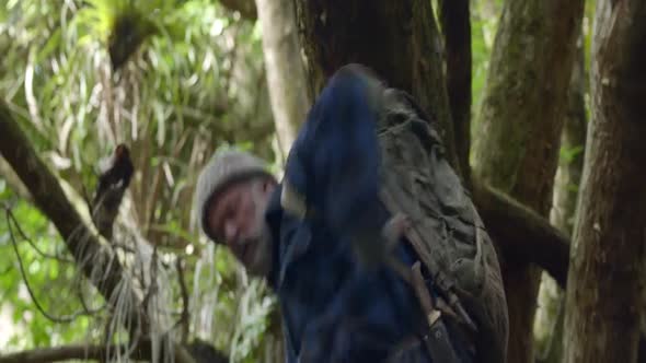 Náhled Hon Na Pačlověky (2016) Cz Titulky v Obraze - Moviestyl.avi (8)