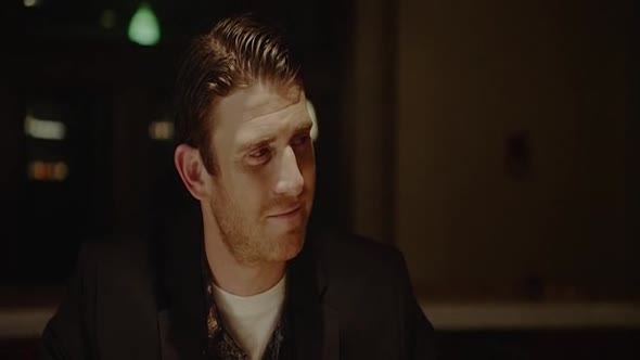 Náhled Vice (2015) HDRip.XViD.avi (2)