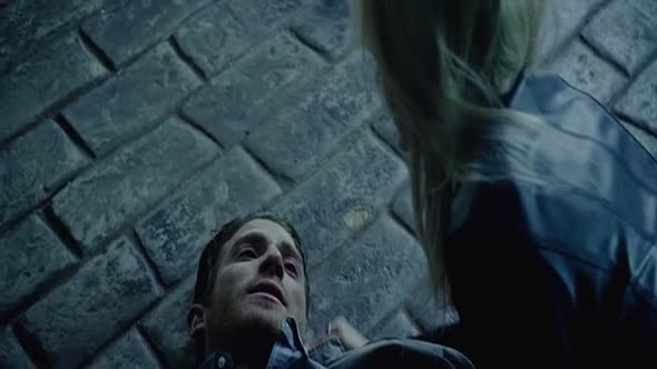Náhled Vice (2015) HDRip.XViD.avi (10)
