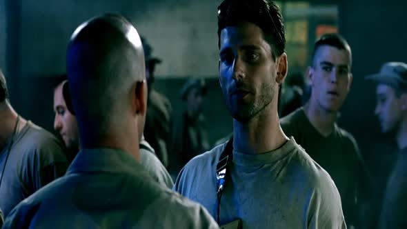 Náhled Černý jestřáb sestřelen (Black Hawk Down) (USA, 2001 - HD 720p - CZ dabing - H264 - AAC 2CH).mkv (1)
