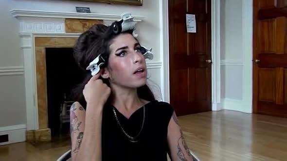 Náhled _back-up_Amy-Winehouse_2015_cz_titulky.avi (7)