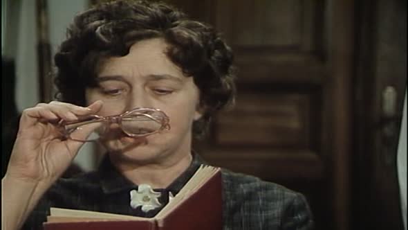 Náhled Ať žijí duchové! (1977).avi (2)
