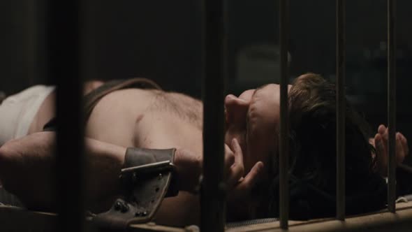 Náhled Colonia.2015.BDRip.XviD.CZ-TreZzoR.avi (2)