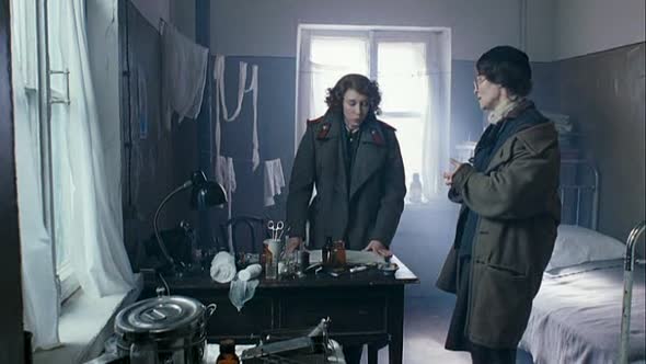Náhled Transport - válečné drama ( Hrají- Thomas Kretschmann, Vera Farmiga, Daniel BrĂĽhl, Natalie Press, Thekla Reuten ) DVDRip XviD CZ.avi (7)